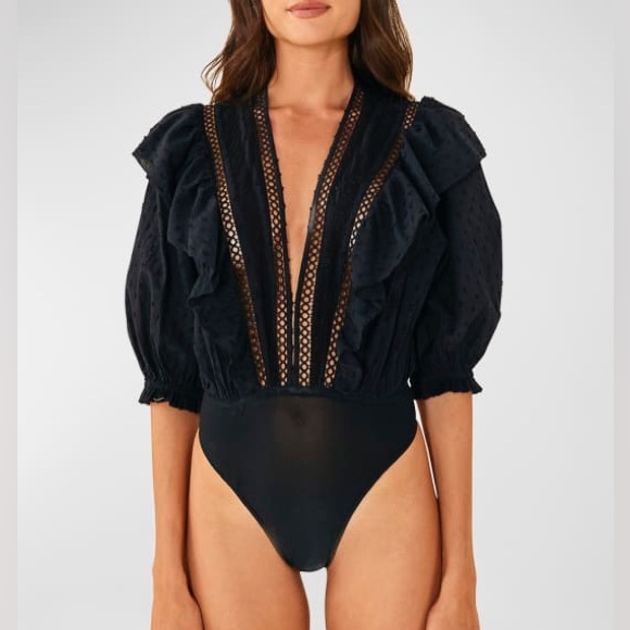 Farm Rio Plunging V-Neck Black Swiss Dot  Ruffled Eyelet Blouse bodysuit Size M - Picture 16 of 16